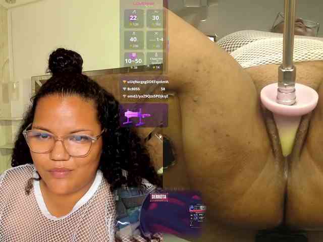 MhiaRey webcam
