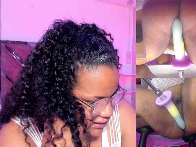 MhiaRey webcam
