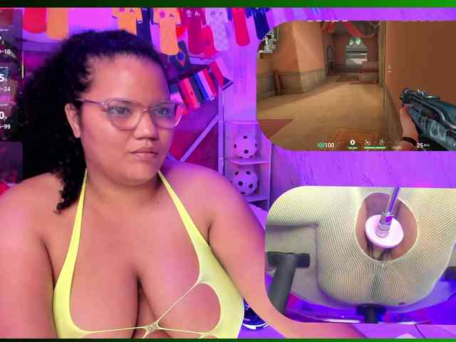 MhiaRey webcam
