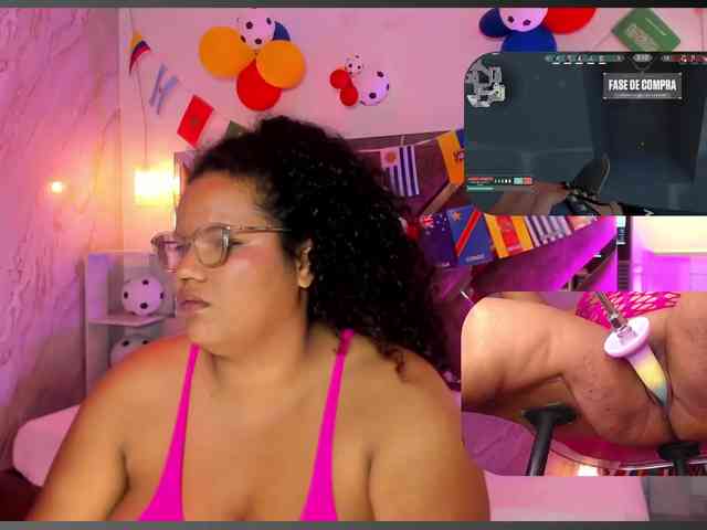 MhiaRey webcam