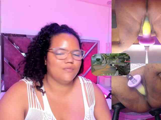 MhiaRey webcam