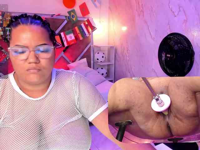 MhiaRey webcam