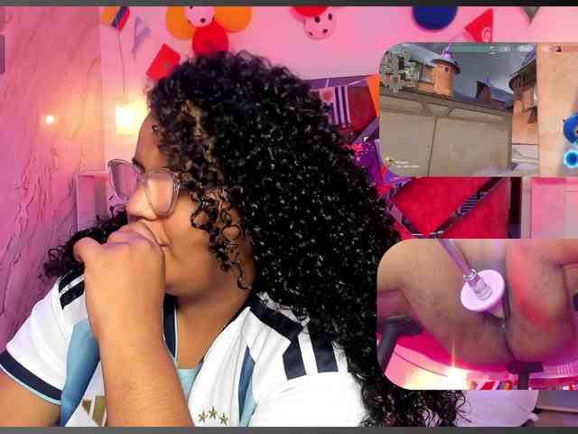 MhiaRey webcam
