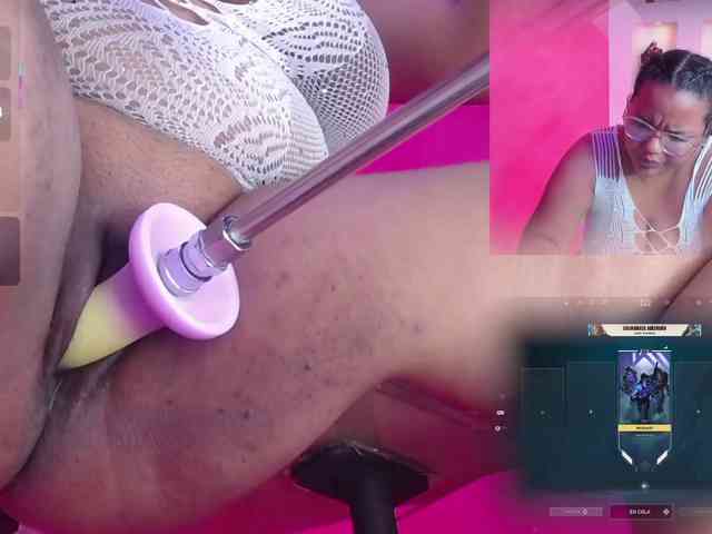 MhiaRey webcam