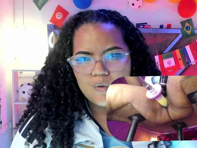 MhiaRey webcam