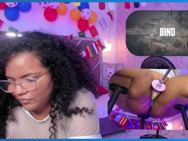 MhiaRey webcam