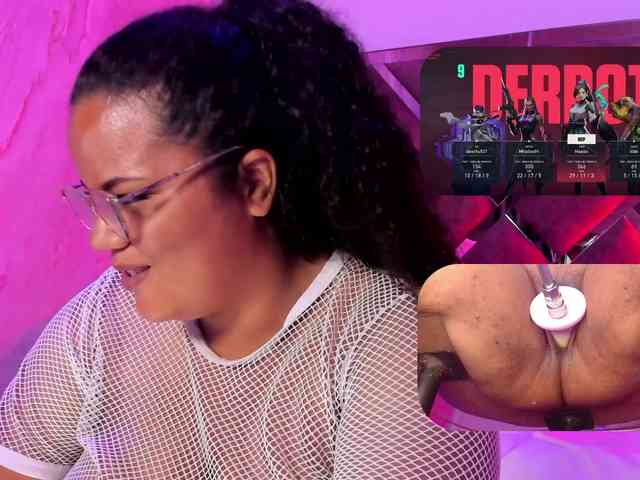 MhiaRey webcam