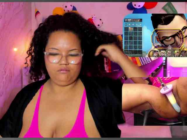 MhiaRey webcam