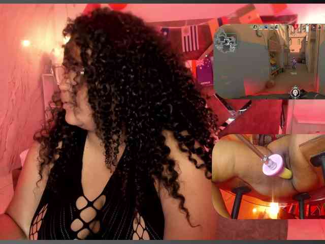 MhiaRey webcam
