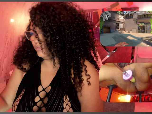 MhiaRey webcam