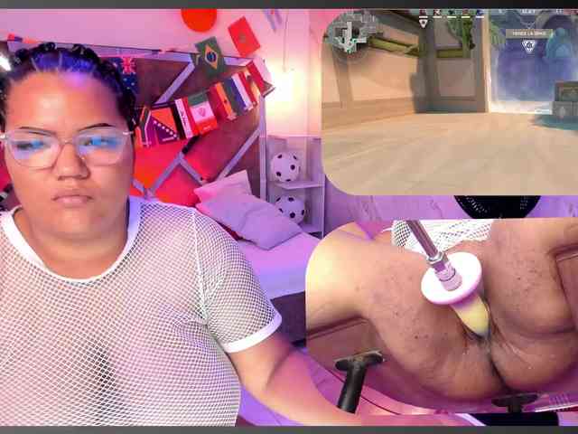 MhiaRey webcam