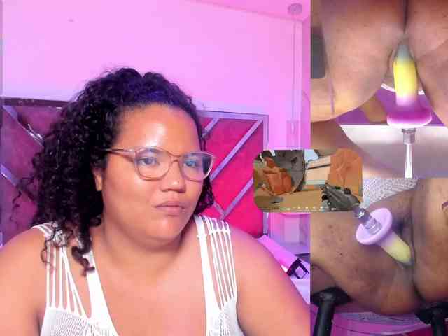 MhiaRey webcam