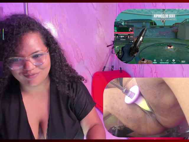 MhiaRey webcam