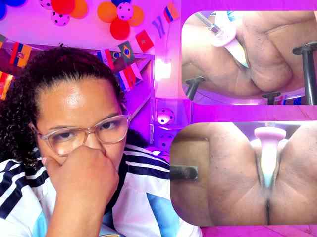 MhiaRey webcam