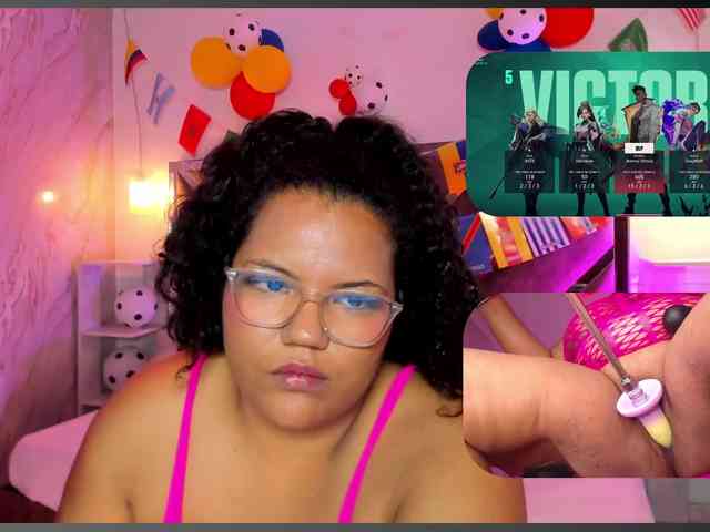 MhiaRey webcam
