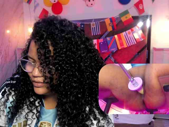 MhiaRey webcam