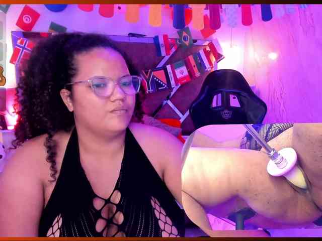 MhiaRey webcam
