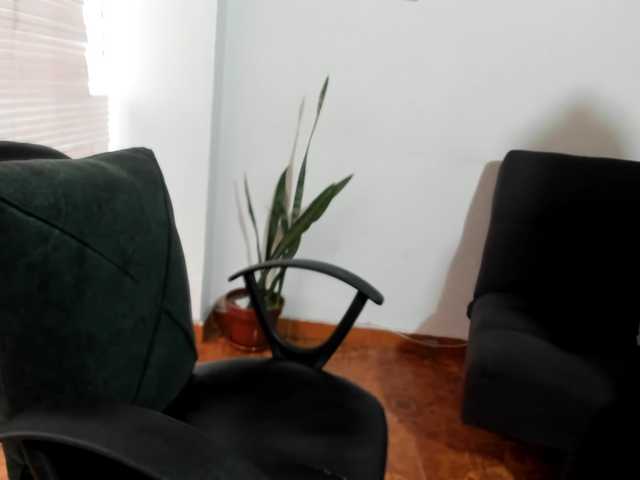 merlinaa-adams live cam on BongaCams