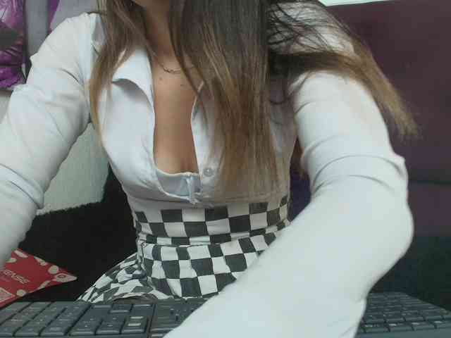 merlinaa-adams webcam