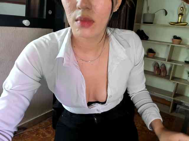 merlinaa-adams webcam