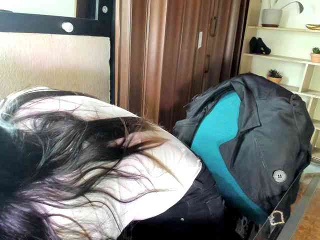 merlinaa-adams webcam