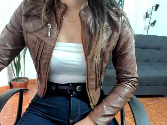 merlinaa-adams webcam