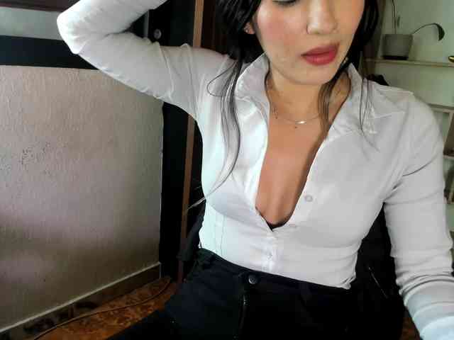 merlinaa-adams webcam