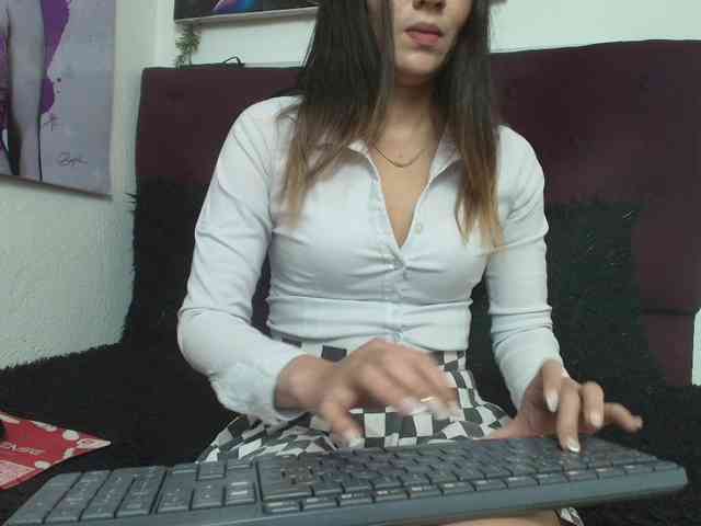 merlinaa-adams webcam