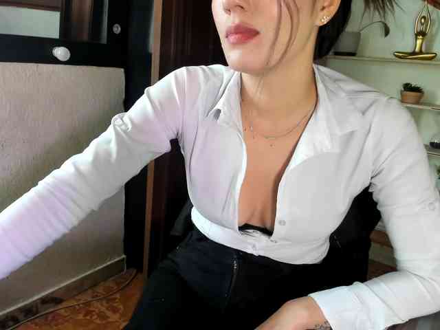 merlinaa-adams webcam