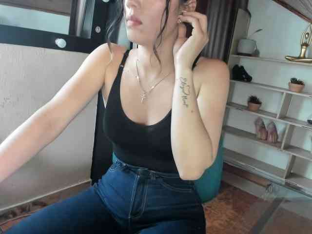 merlinaa-adams webcam