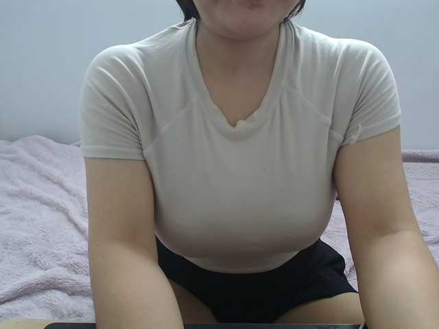 ElenaSex90's BongaCams show and profile