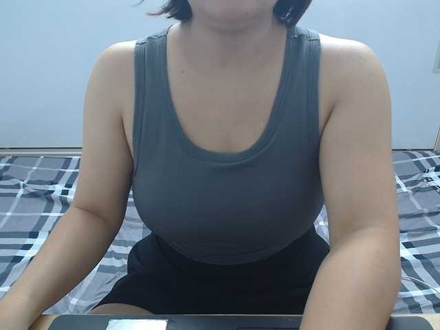 ElenaSex90 live cam on BongaCams