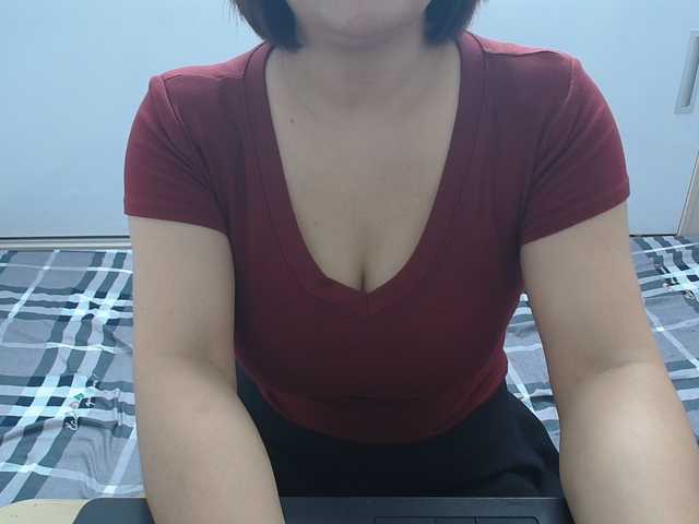ElenaSex90 live cam on BongaCams