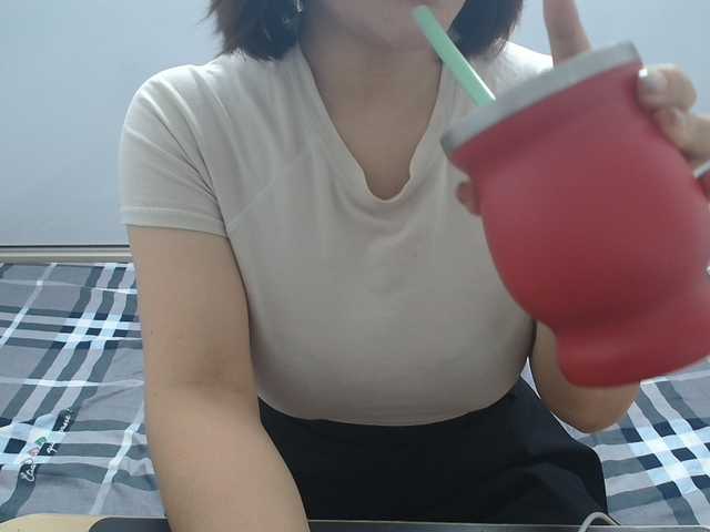 ElenaSex90 live cam on BongaCams