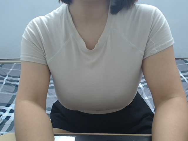 ElenaSex90 live cam on BongaCams