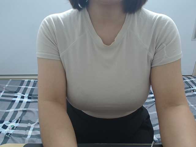 ElenaSex90 live cam on BongaCams