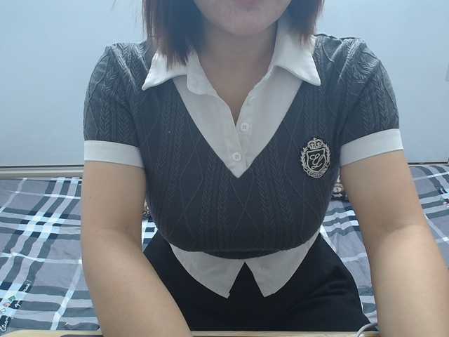 ElenaSex90 live cam on BongaCams