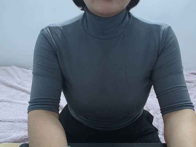 ElenaSex90's BongaCams show and profile