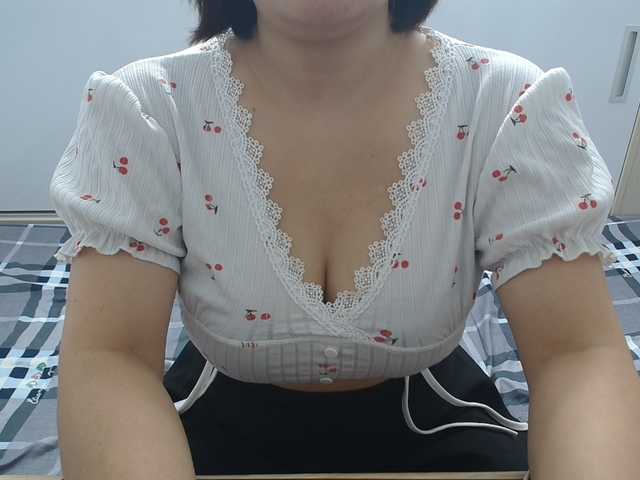 ElenaSex90 live cam on BongaCams