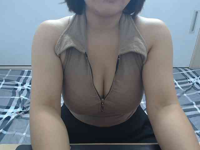 ElenaSex90 webcam