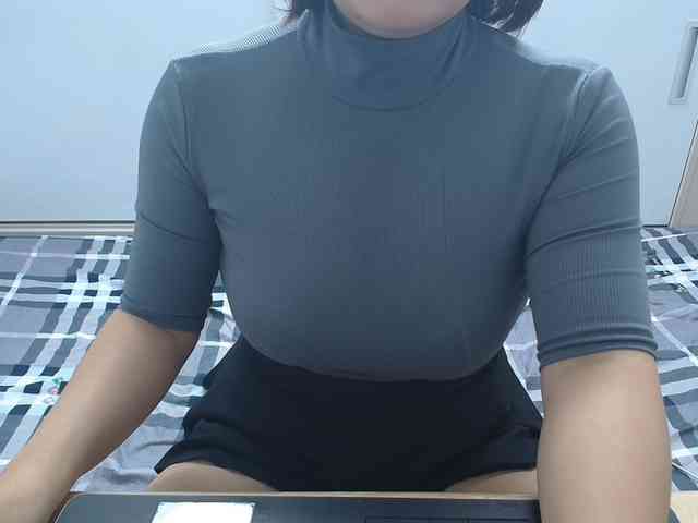 ElenaSex90 webcam