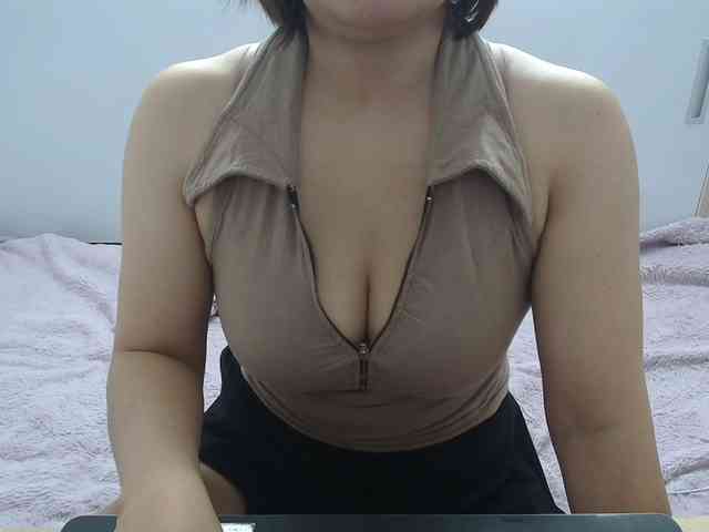 ElenaSex90 webcam