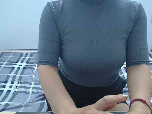 ElenaSex90 webcam