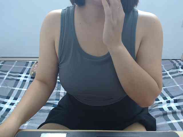 ElenaSex90 webcam