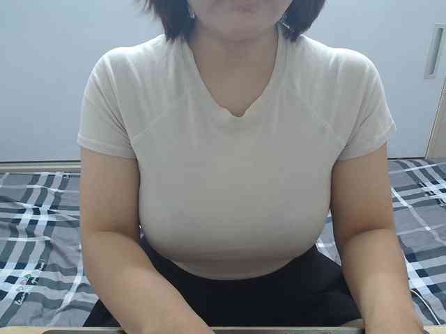 ElenaSex90 webcam