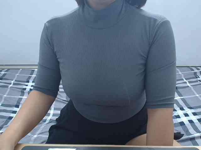 ElenaSex90 webcam
