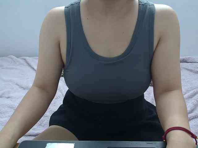 ElenaSex90 webcam
