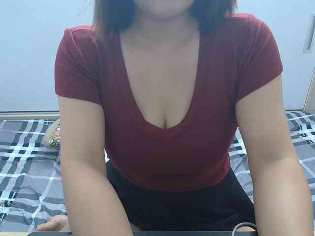 ElenaSex90 webcam