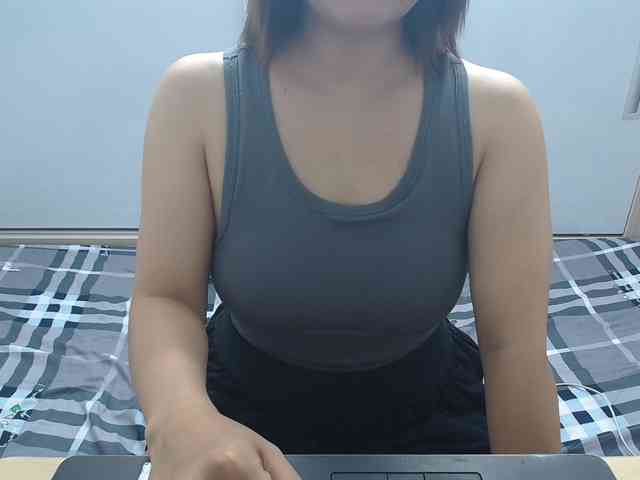 ElenaSex90 webcam