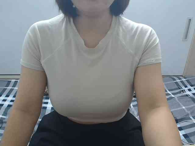 ElenaSex90 webcam